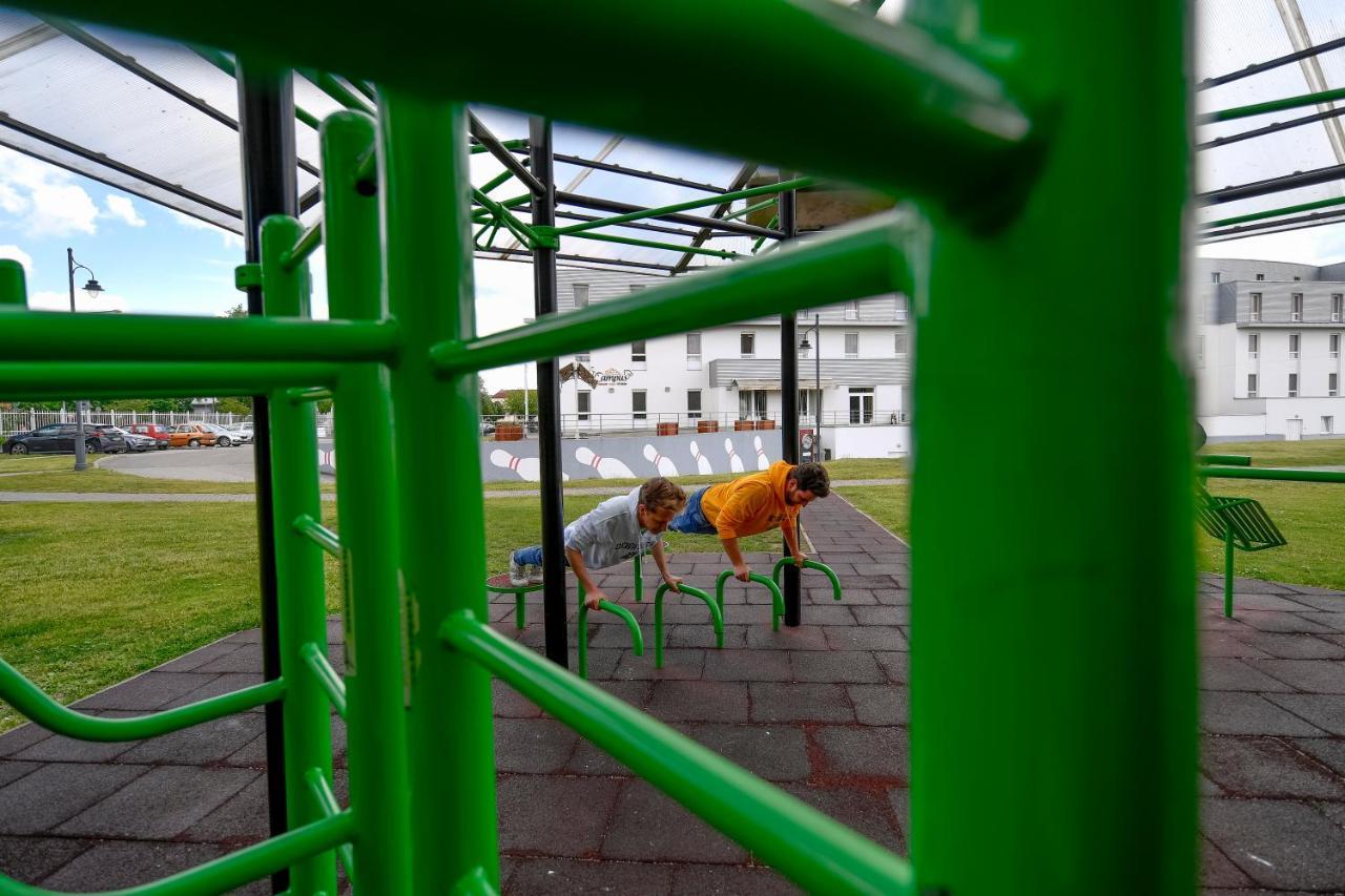 Campus Hotel Дебрецен Экстерьер фото